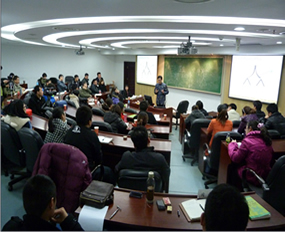 灵雨老师应南京大学邀请为MBA班学生讲授易经管理学